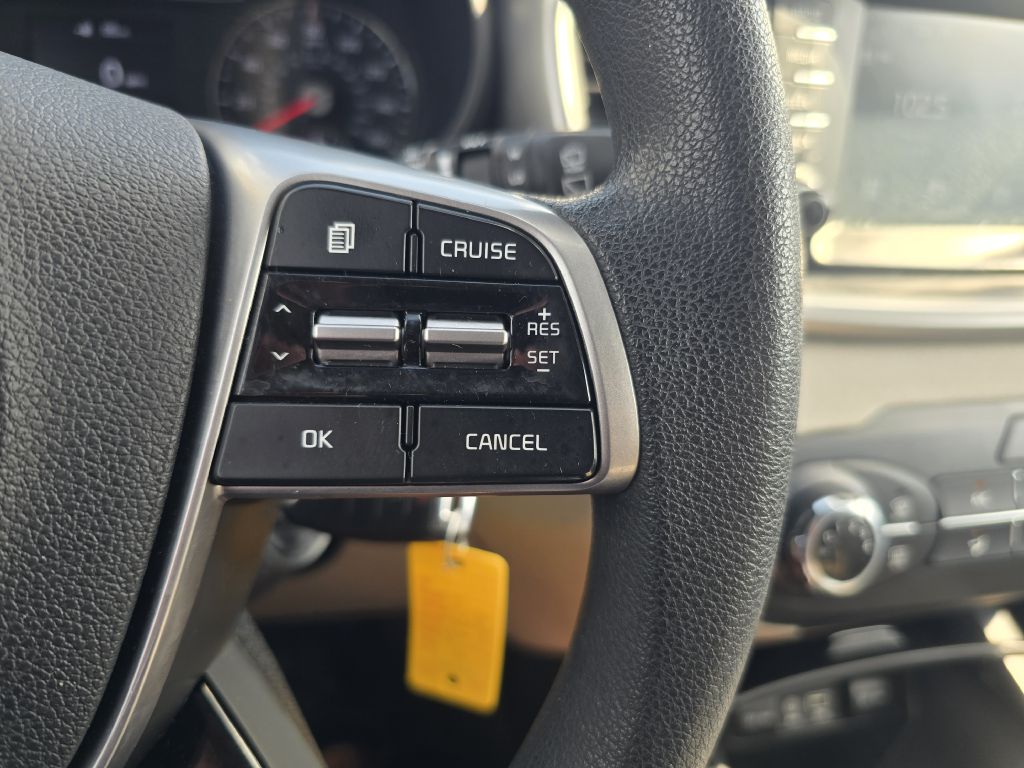 Photo 16 of this KIA SORENTO