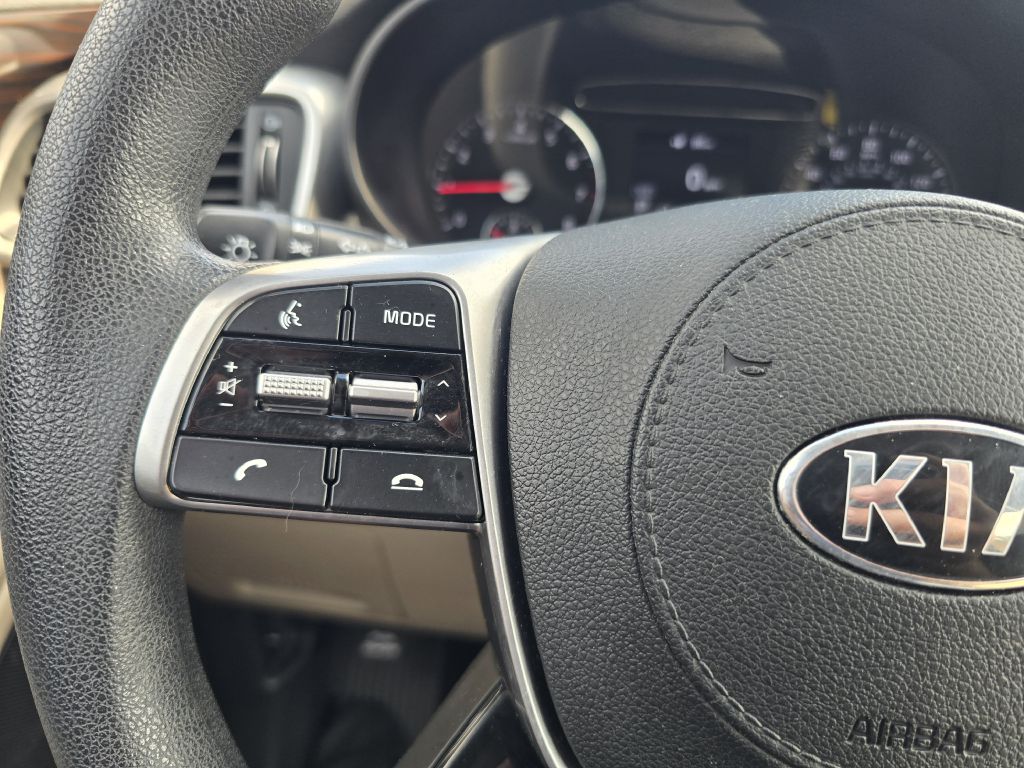 Photo 17 of this KIA SORENTO