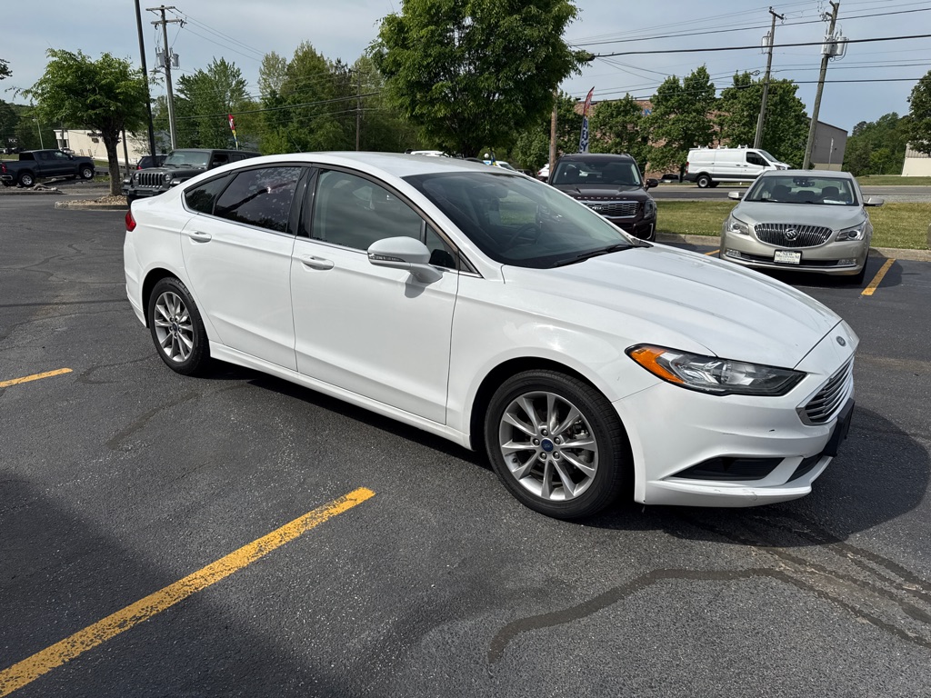 Photo 4 of this FORD FUSION