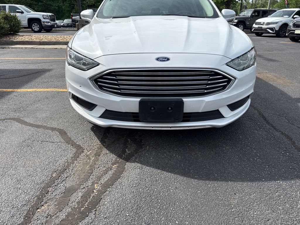 Photo 3 of this FORD FUSION
