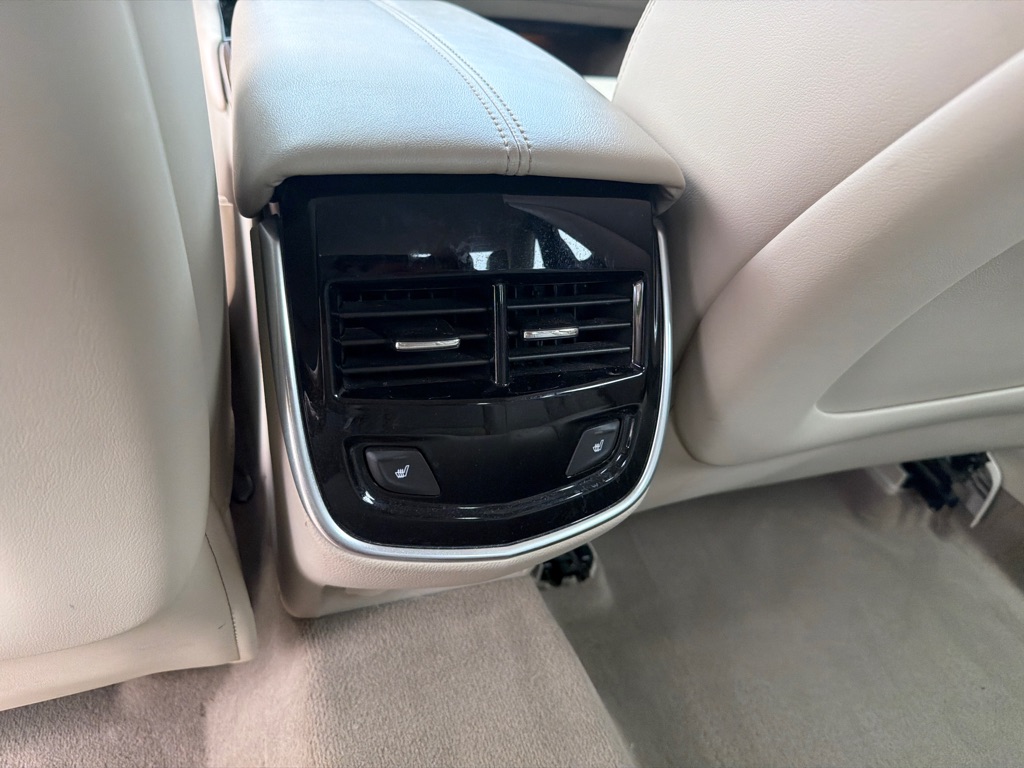Photo 9 of this CADILLAC XTS