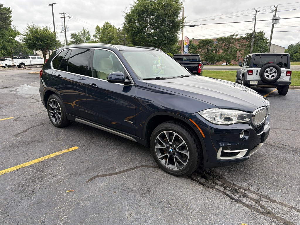 Photo 4 of this BMW X5