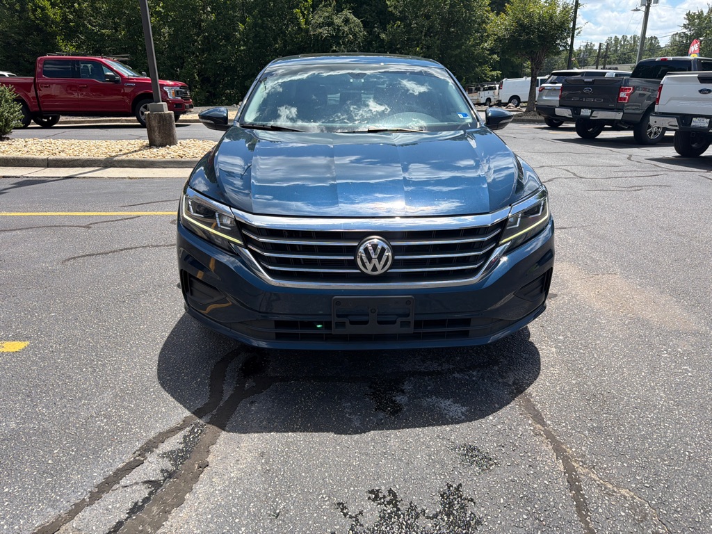 Photo 3 of this VOLKSWAGEN PASSAT