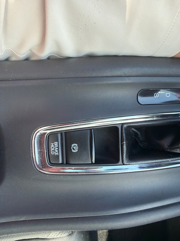 Photo 13 of this HONDA HR-V