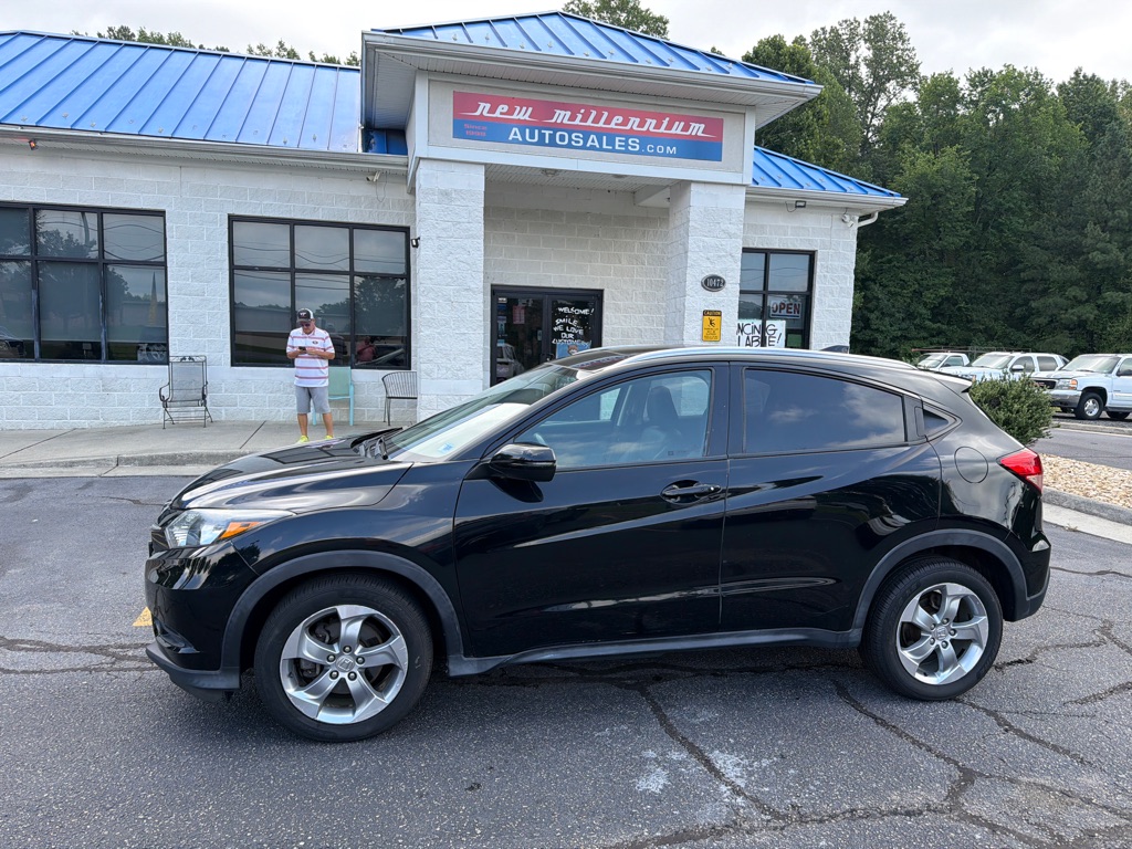 Photo 2 of this HONDA HR-V