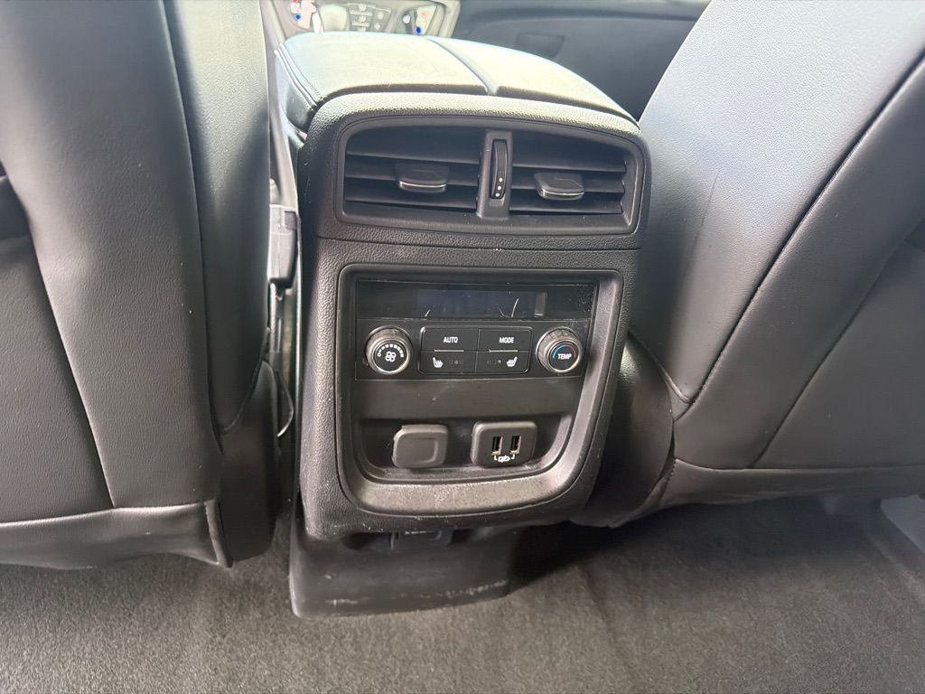 Photo 14 of this BUICK ENVISION