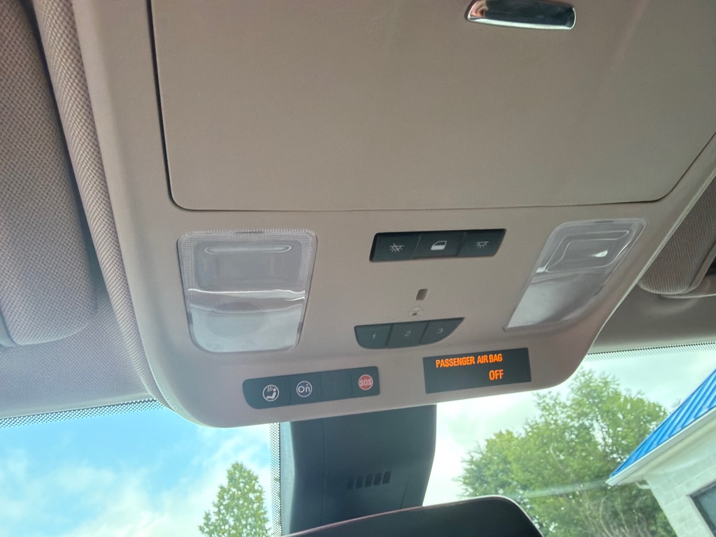 Photo 18 of this BUICK ENVISION