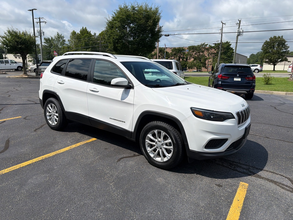 Photo 4 of this JEEP CHEROKEE