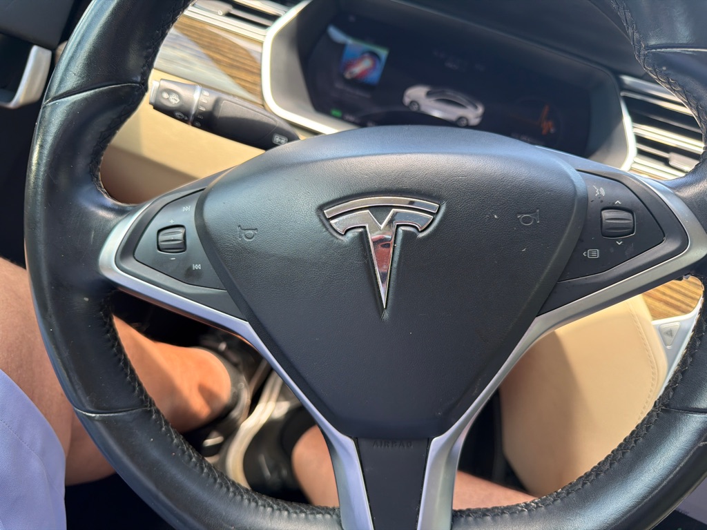 Photo 15 of this TESLA MODEL S