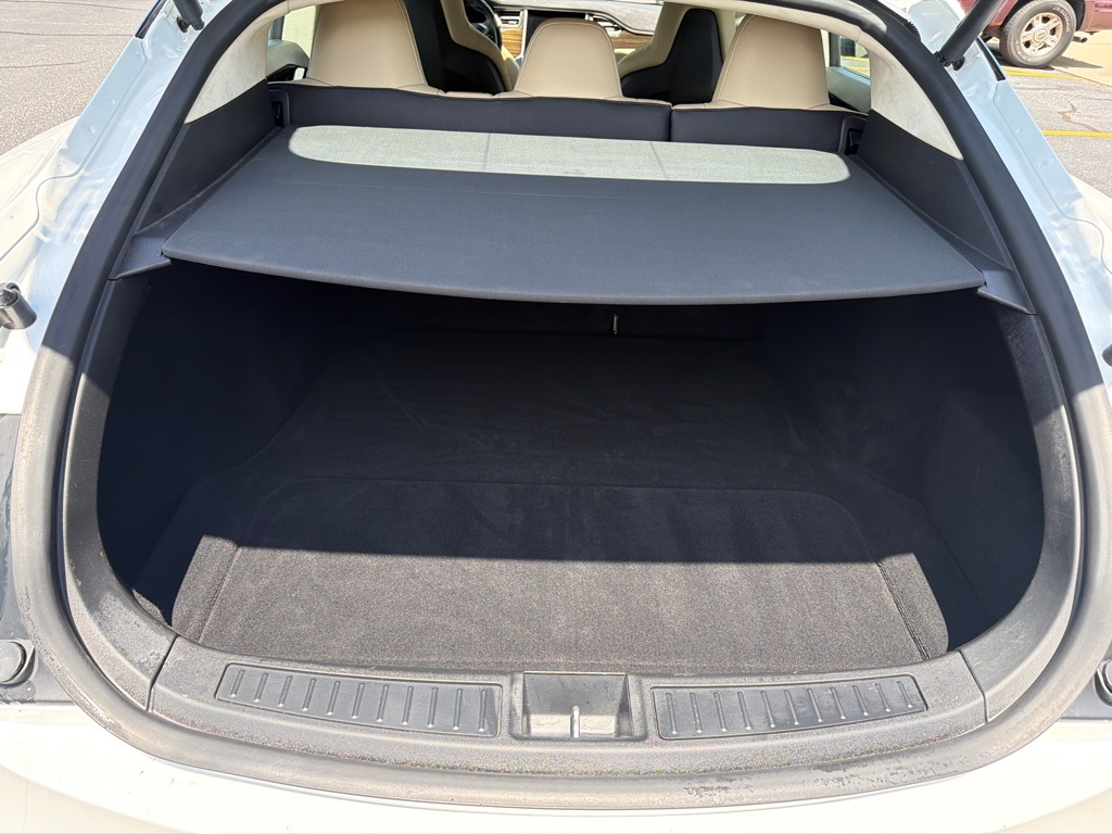 Photo 6 of this TESLA MODEL S