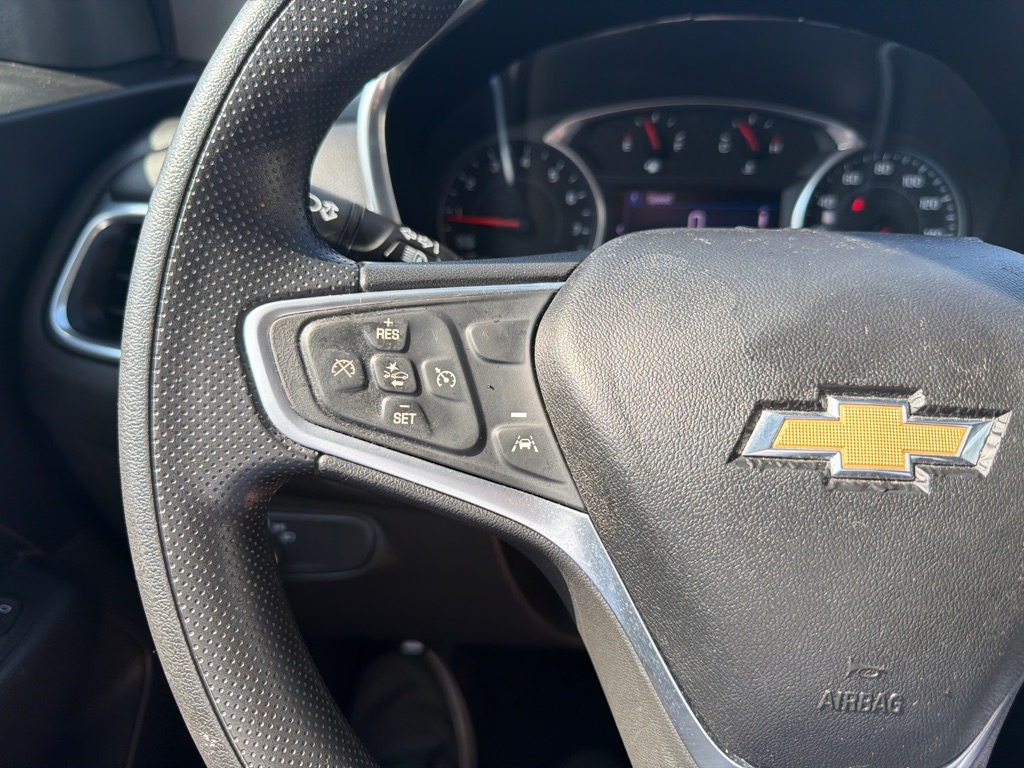 Photo 13 of this CHEVROLET EQUINOX