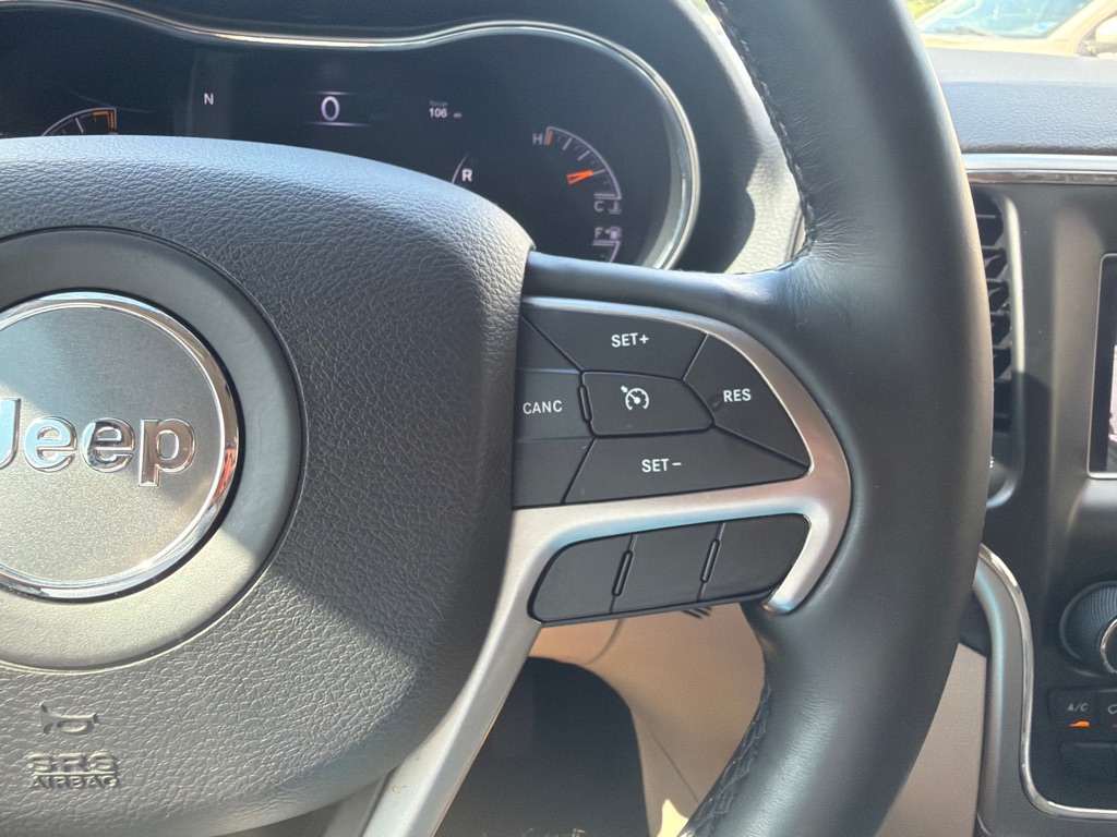 Photo 15 of this JEEP GRAND CHEROKEE