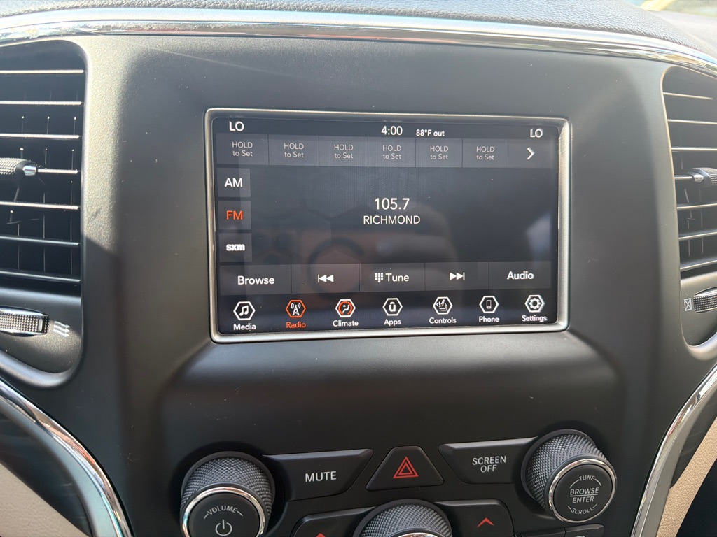 Photo 10 of this JEEP GRAND CHEROKEE
