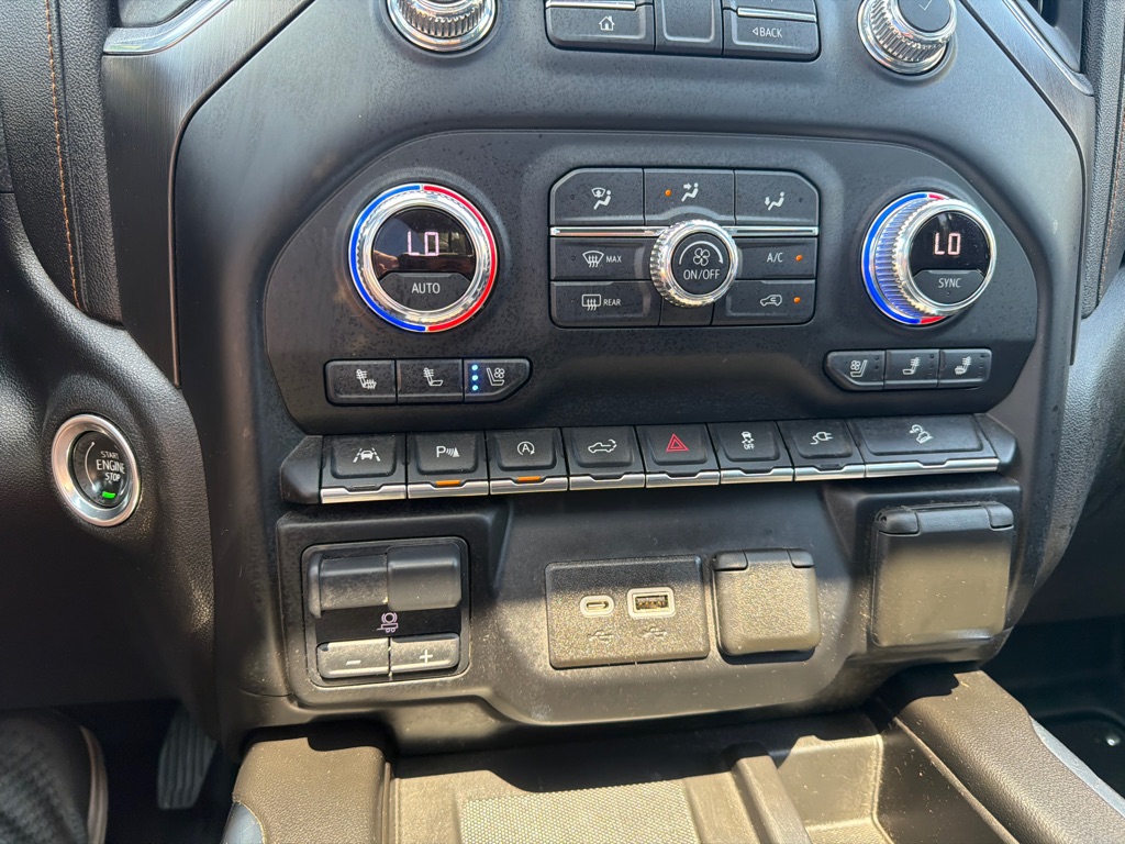 Photo 13 of this GMC SIERRA