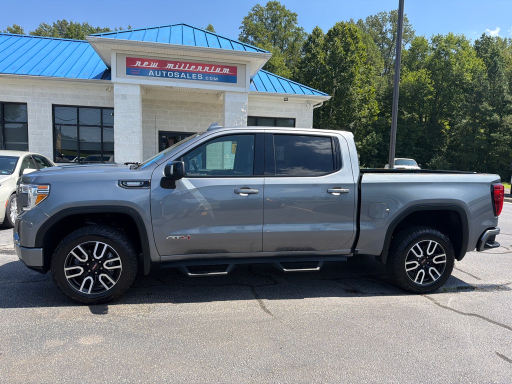 Photo 2 of this GMC SIERRA