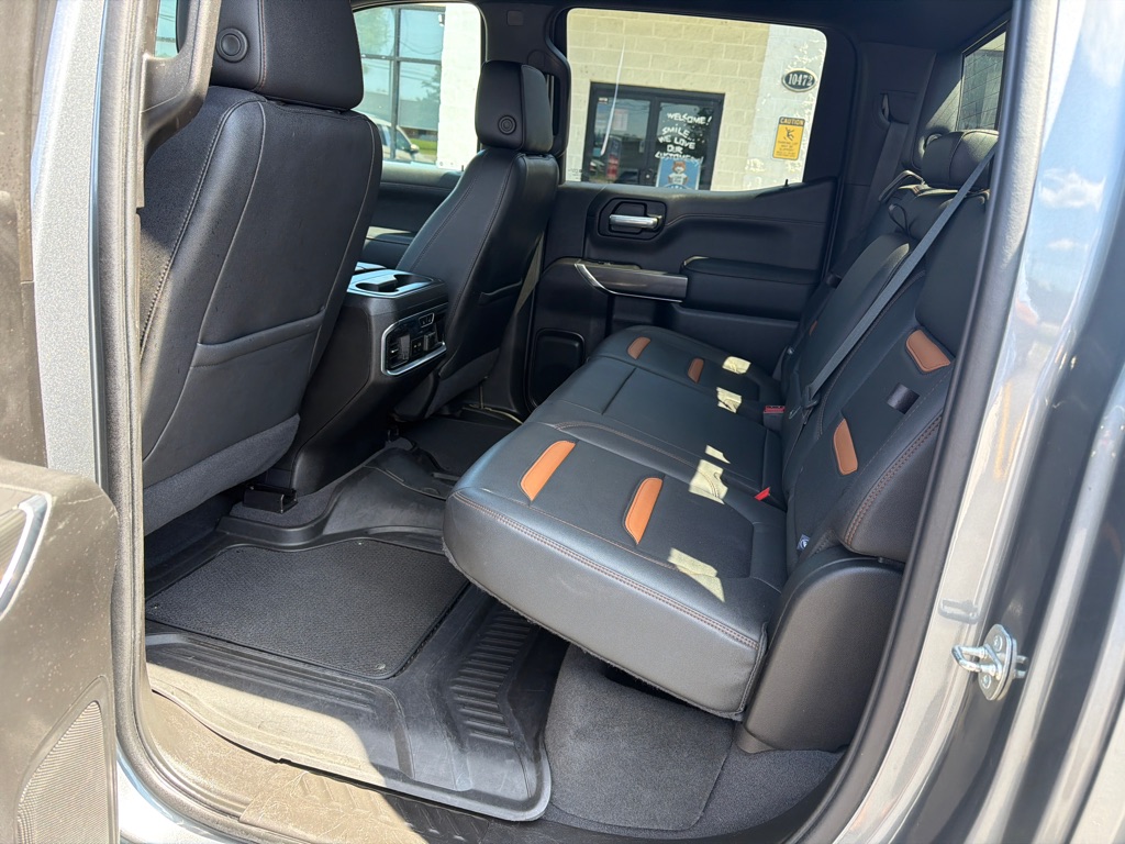Photo 8 of this GMC SIERRA