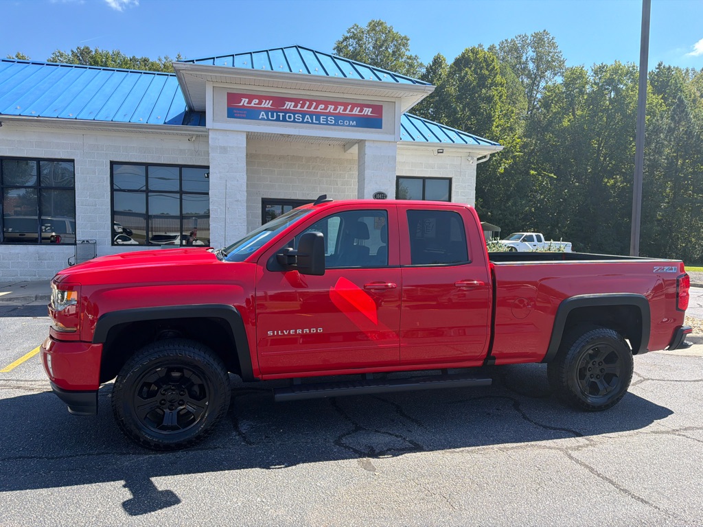 Photo 2 of this CHEVROLET SILVERADO 1500
