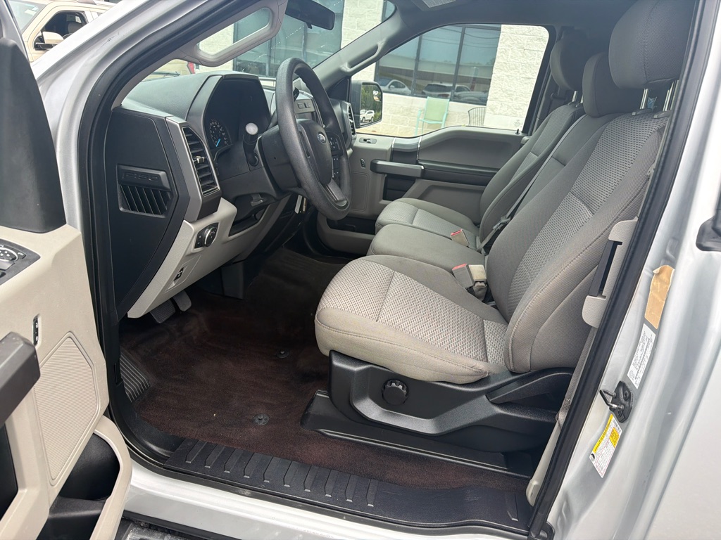 Photo 7 of this FORD F150