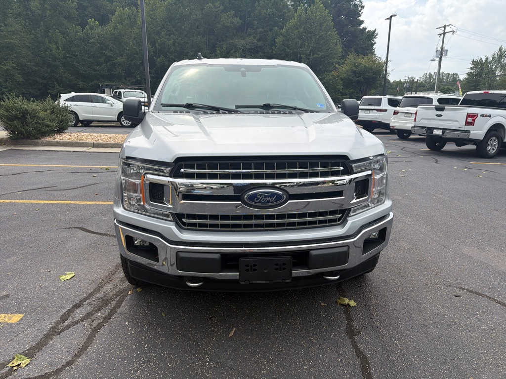 Photo 3 of this FORD F150
