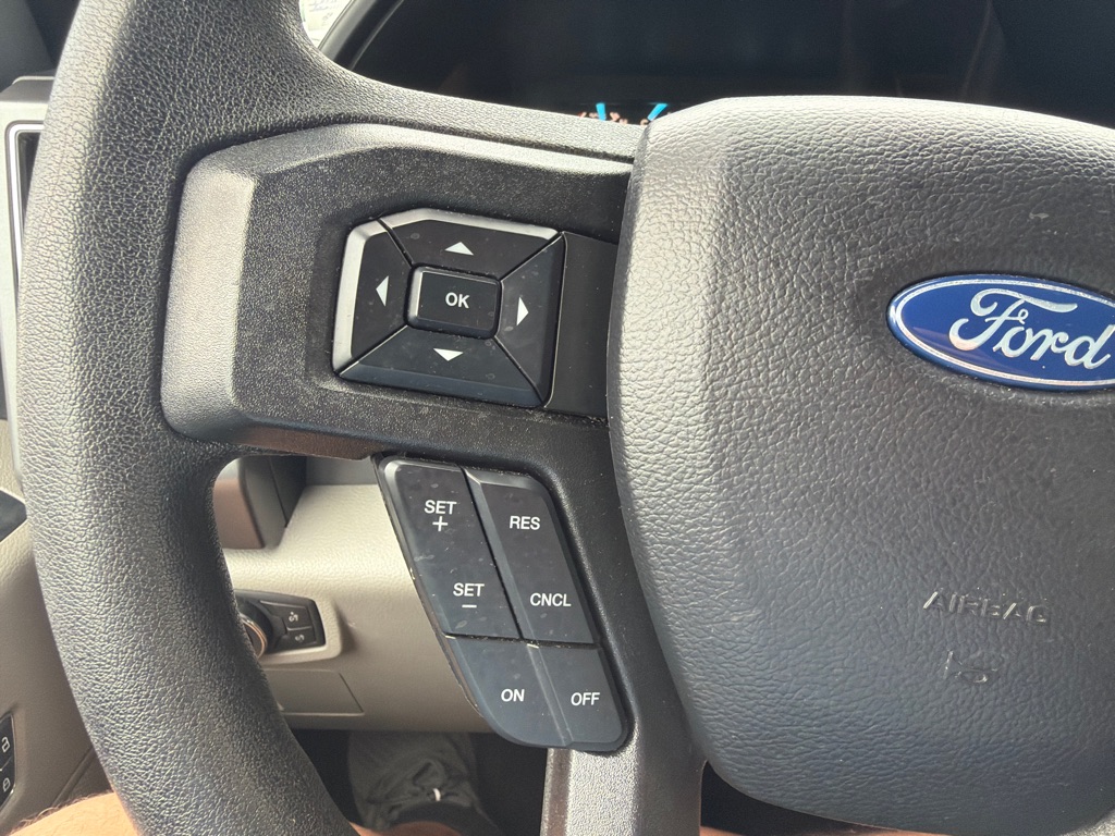 Photo 14 of this FORD F150