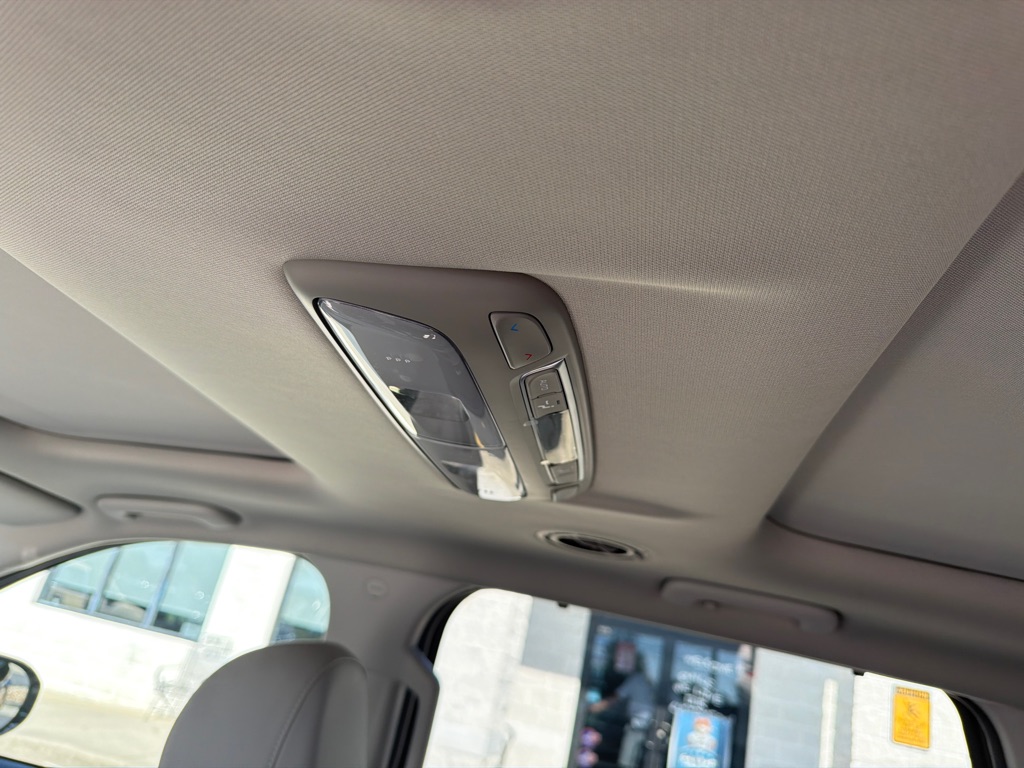 Photo 14 of this KIA TELLURIDE