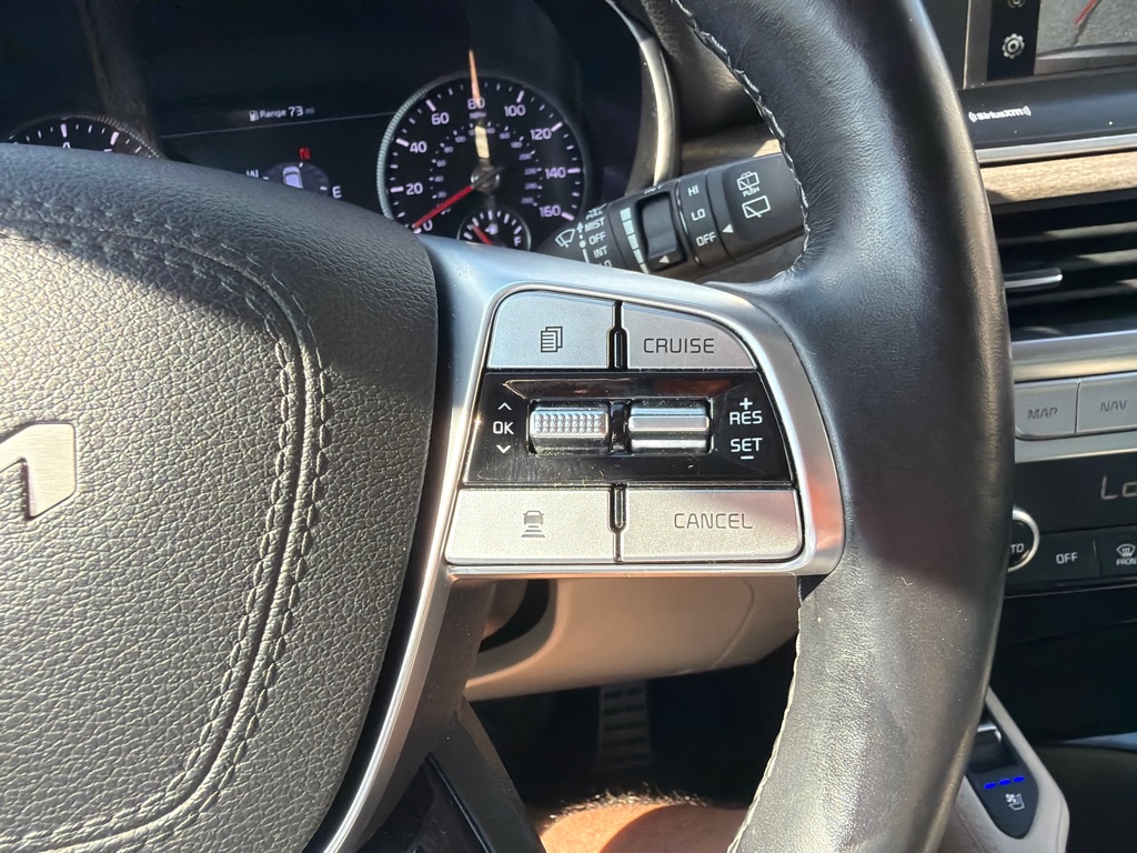 Photo 18 of this KIA TELLURIDE