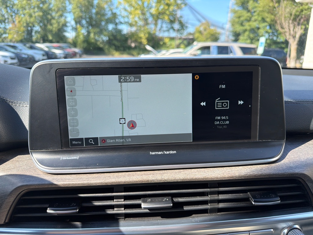 Photo 11 of this KIA TELLURIDE