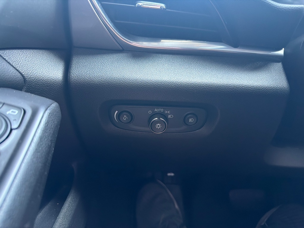 Photo 19 of this CHEVROLET TRAVERSE