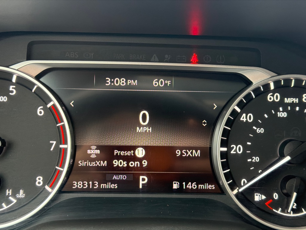 Photo 10 of this NISSAN ROGUE