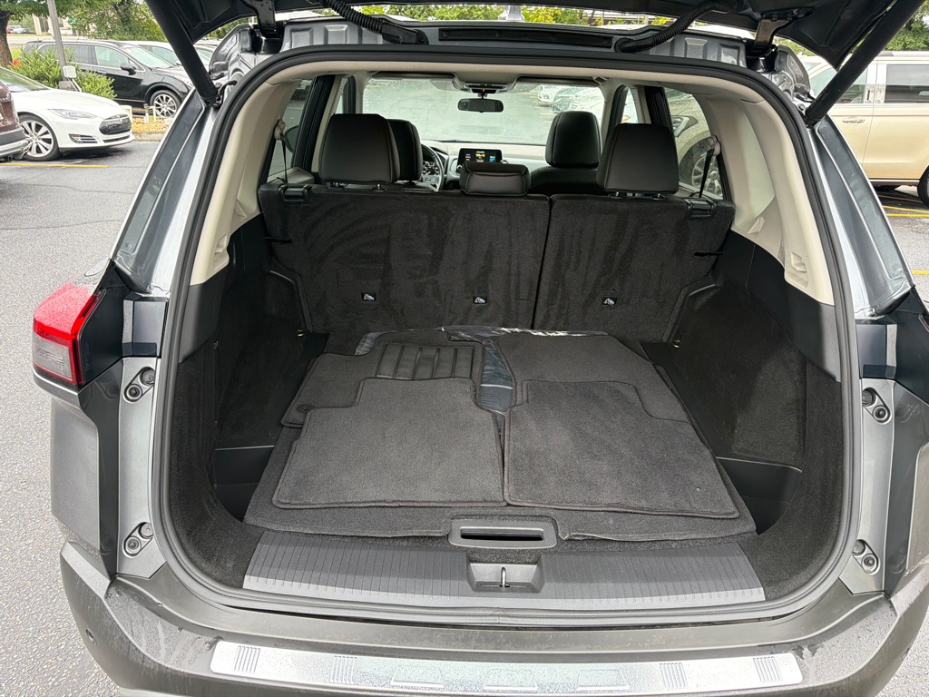 Photo 6 of this NISSAN ROGUE