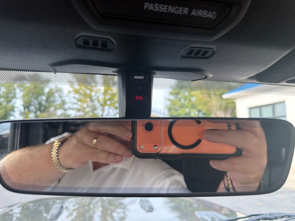 Photo 18 of this JEEP WRANGLER UNLIMI