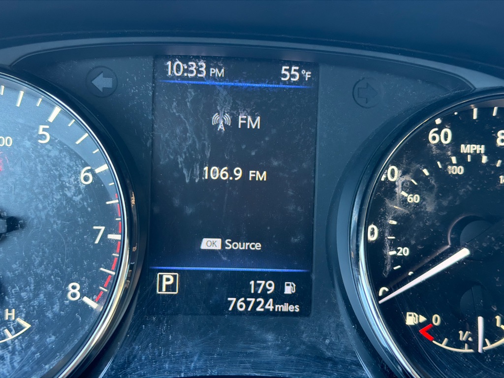 Photo 7 of this NISSAN ROGUE