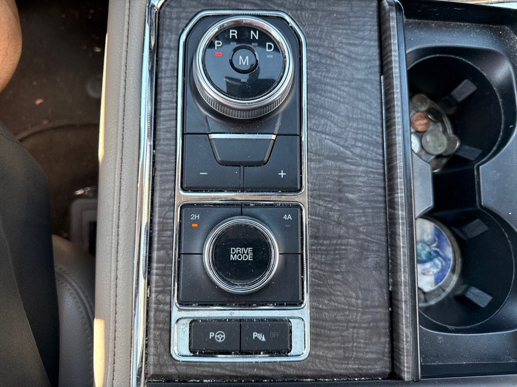 Photo 19 of this FORD EXPEDITION