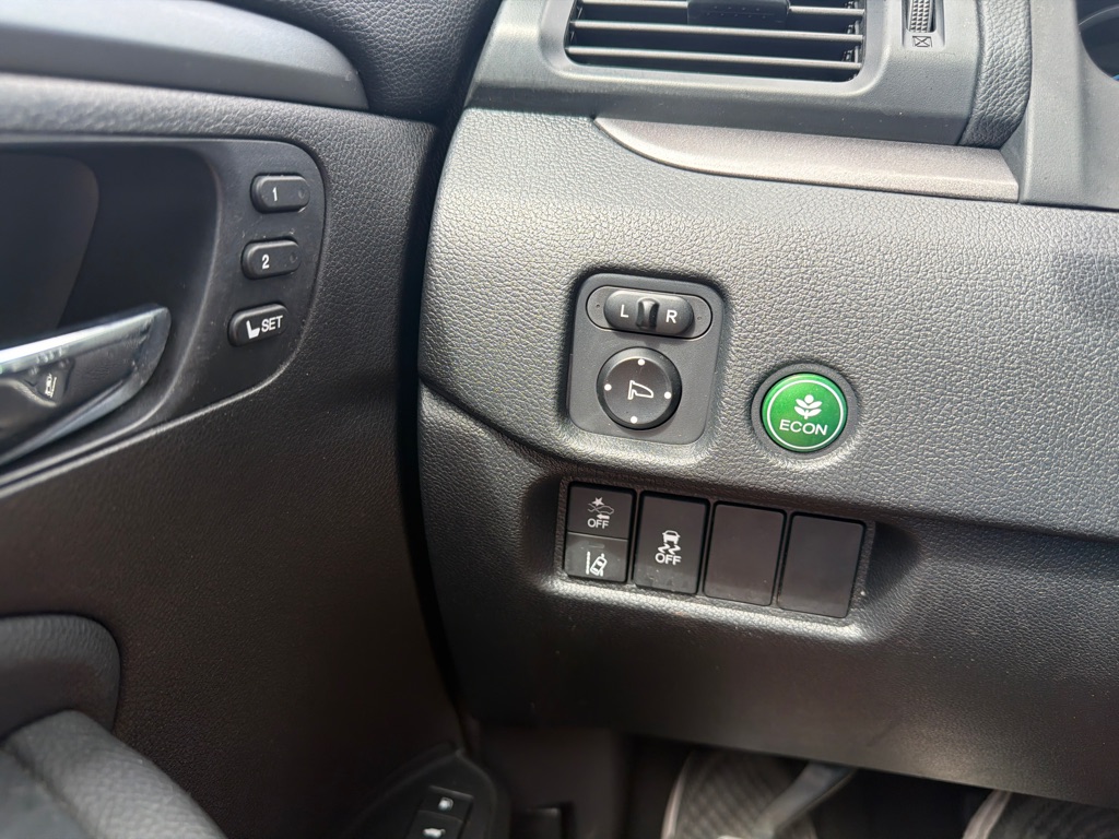 Photo 19 of this HONDA PASSPORT