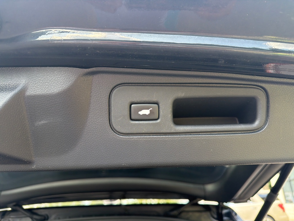 Photo 7 of this HONDA PASSPORT