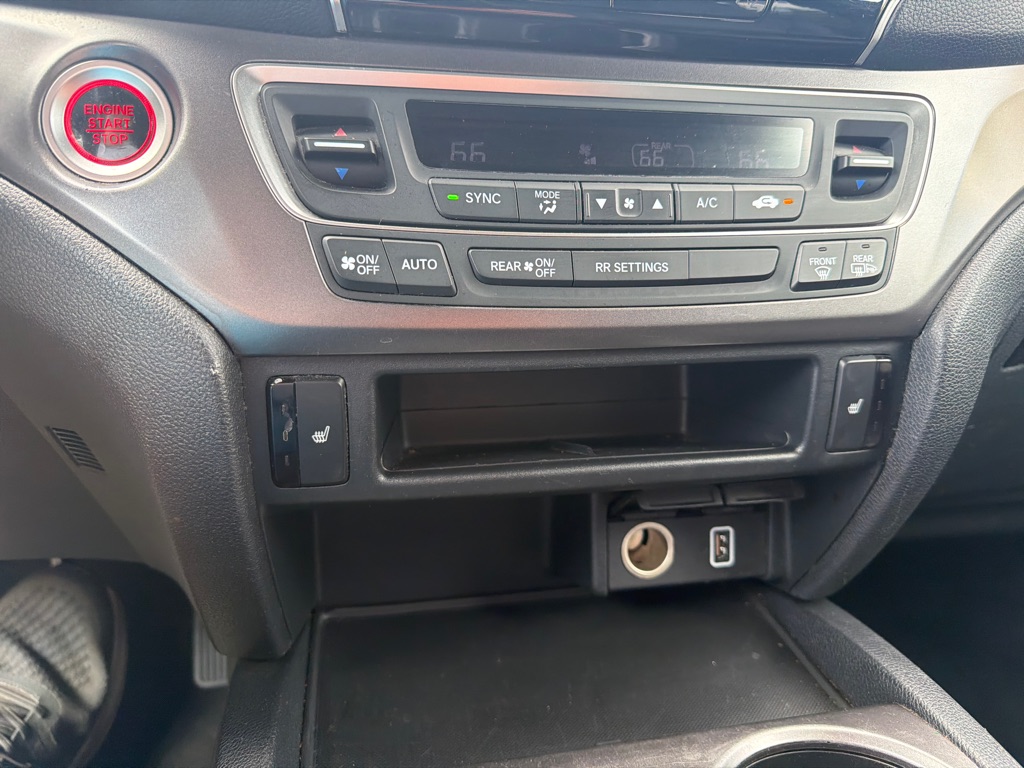 Photo 15 of this HONDA PASSPORT