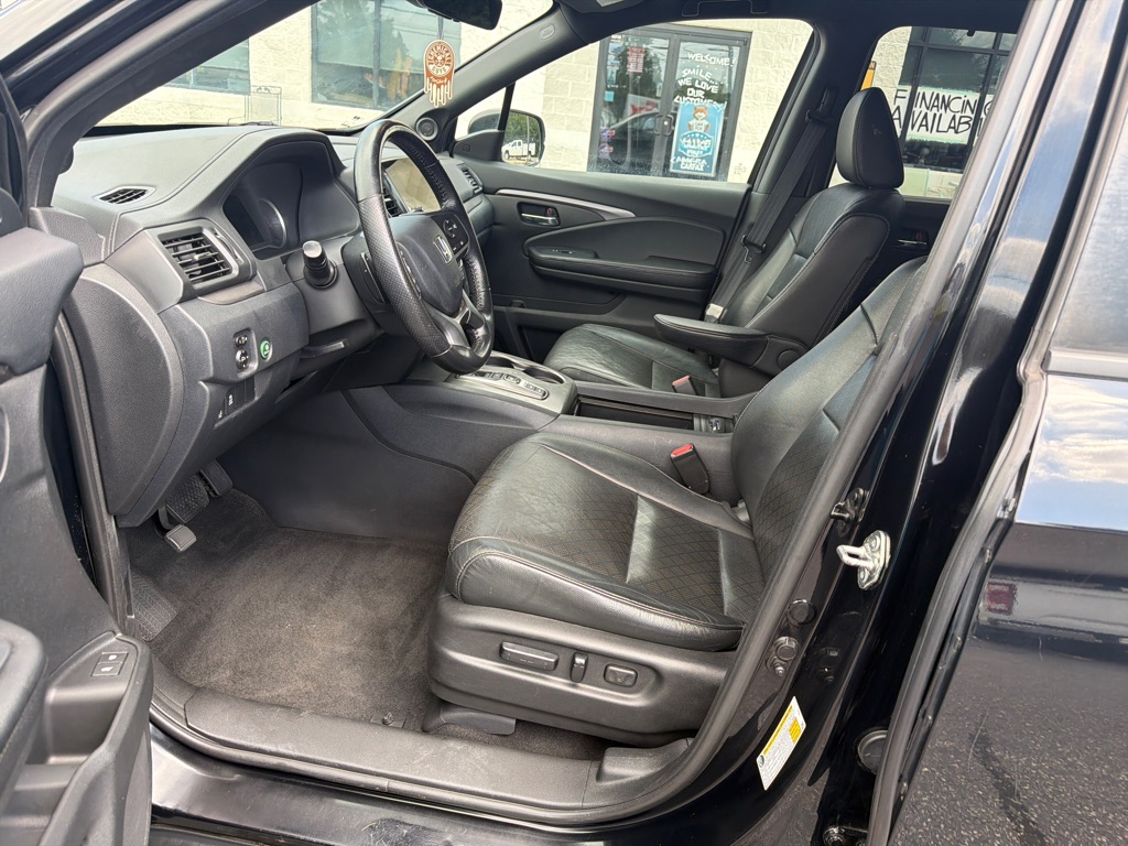 Photo 8 of this HONDA PASSPORT