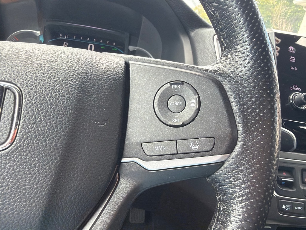Photo 17 of this HONDA PASSPORT