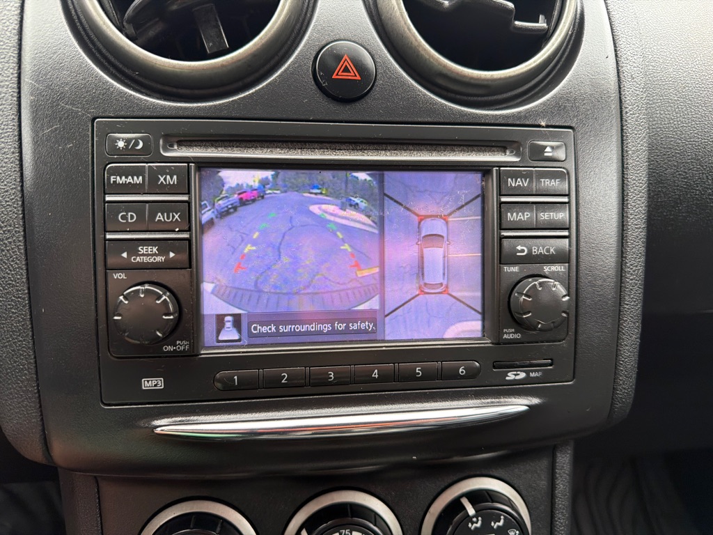 Photo 12 of this NISSAN ROGUE