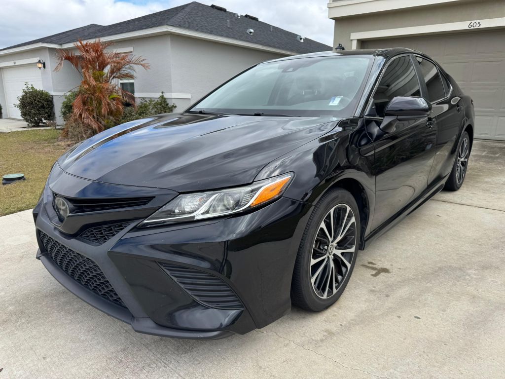 2020 Toyota Camry 2.5 Auto SE's photo