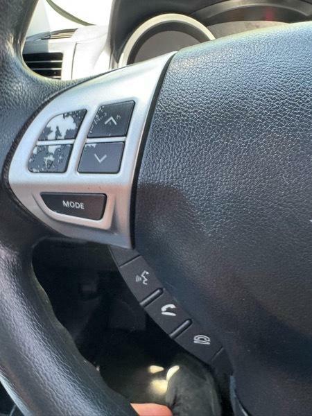 Photo 19 of this MITSUBISHI LANCER