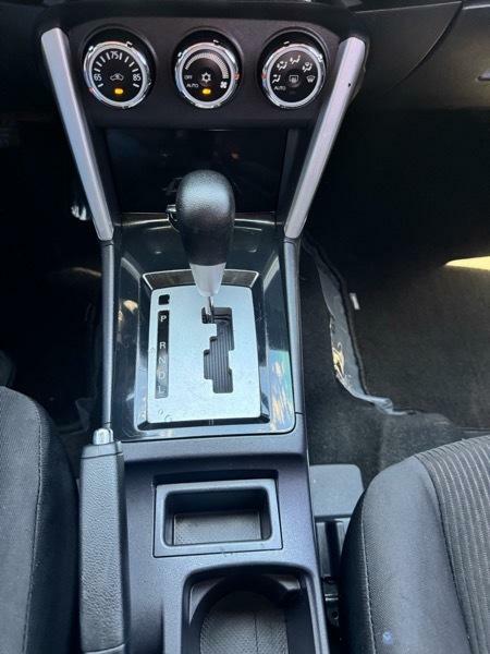 Photo 24 of this MITSUBISHI LANCER