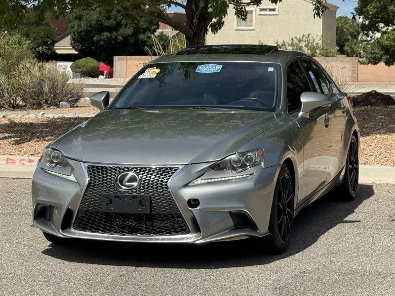 Photo 4 of this LEXUS IS 200T
