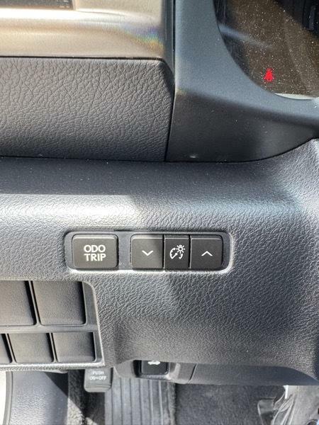 Photo 22 of this LEXUS IS 200T