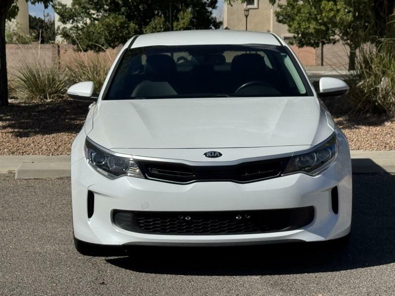 Photo 3 of this KIA OPTIMA HYBRID