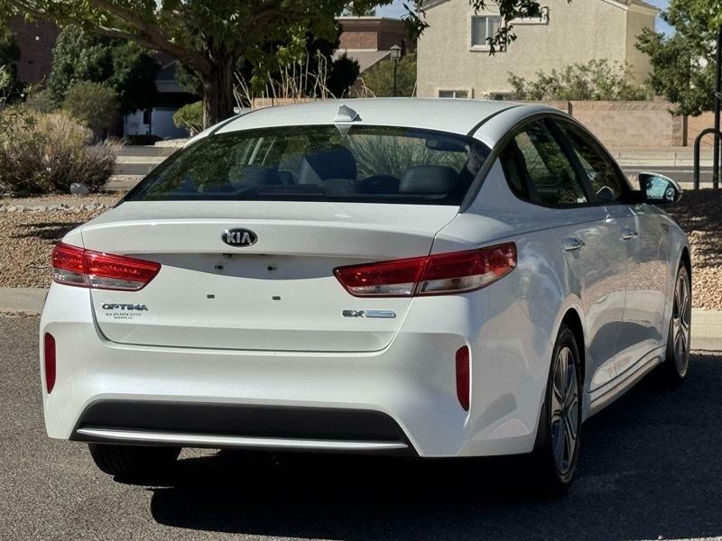 Photo 7 of this KIA OPTIMA HYBRID