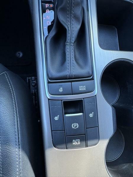 Photo 27 of this KIA OPTIMA HYBRID