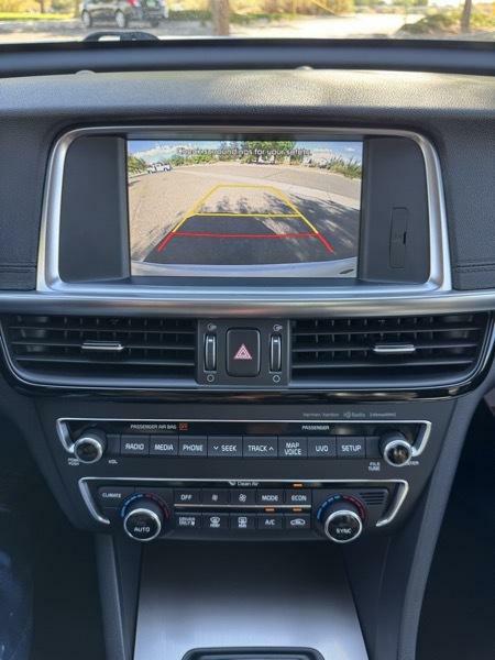 Photo 29 of this KIA OPTIMA HYBRID