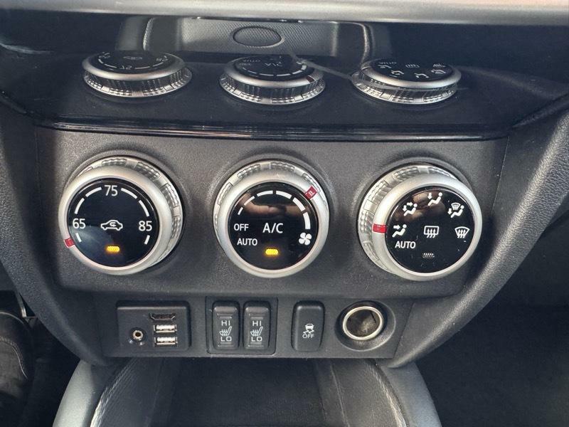 Photo 22 of this MITSUBISHI OUTLANDER SPORT