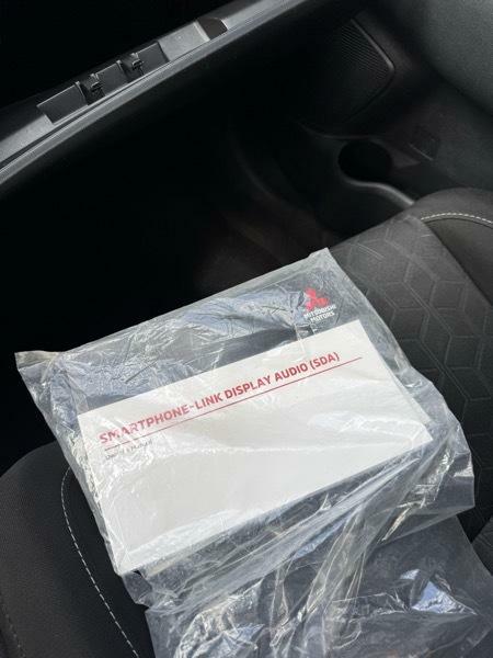 Photo 31 of this MITSUBISHI OUTLANDER SPORT
